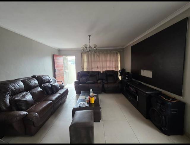 2 BEDROOM HOUSE FOR SALE IN MAITLAND